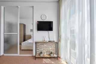 Cozy Studio Apartment with Separated Sleeping Area close to Sarafovo Beach by Flat Mаnager - 5