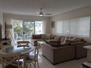 Solaris Court Unit 2 - 6