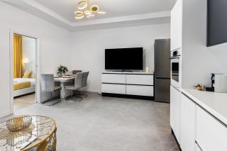 Teona 110 in Axxis Nova - 5