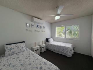 Spinnaker Seas Unit 8 - 1