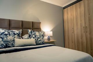 Entire Modern 2 Bedroom Apartment Midrand - 6