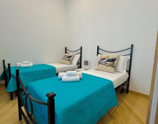 ARTEMISIA APARTMENT - Elegant spacious flat in NETTUNO City Center, just steps from the Sea, Beaches, Marina, Train&Bus Station - 1