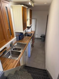 Flat 4 Rylands Street - 2