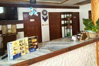 Thrivers Hometel White Beach Puerto Galera - 8