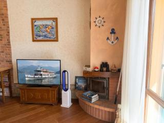 Bellagio Center Apartment with Lake View & Garden - 7