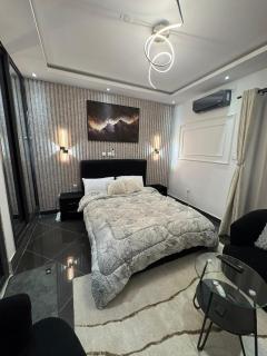 Ivoire suite room, studio Angre 8ᵉ tranche - 0