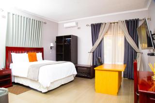 Beverly Hills Guest House and Lodges - 4