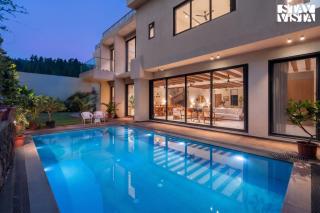 StayVista at Azalea with Pool, Lawn - 0