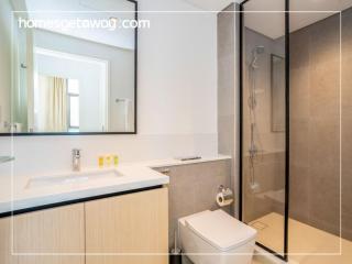 HomesGetaway-Elegant 1BR in Downtown Burj Crown - 3