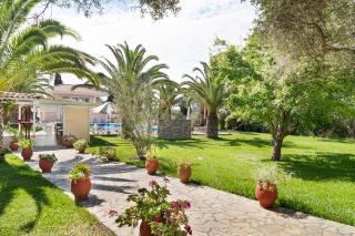 Helena Inn Kefalonia - 1