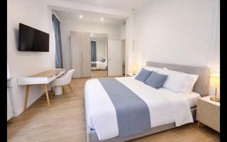 Luxury Apartment in Old Town, Piazza Cavalli, 2 Bedrooms - 5