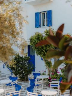 Adelfia Studios - Paroikia - 2