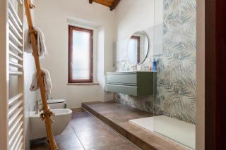 Somewhere Over the Hills - 4