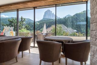 Garni Hotel Gardena App Dolomites 3 - 4