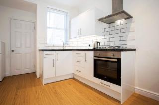 21 Gyllyng Street - 5