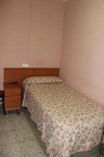 Hostal Cal Siles - El Prat de Llobregat - 9