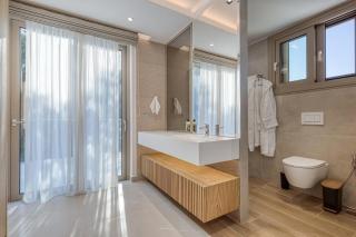 Luxury Villa 6BR Sea View - 2