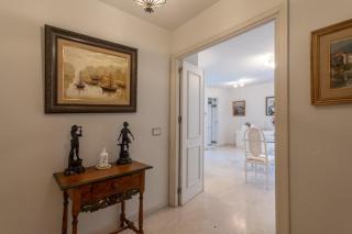 Apartment with Swimming-pool - 4