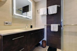 Apartment - Car included - 8