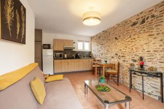 Joli Appartement à Claira - 4