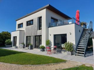 Villa lumineuse vue mer 150m plage - 0