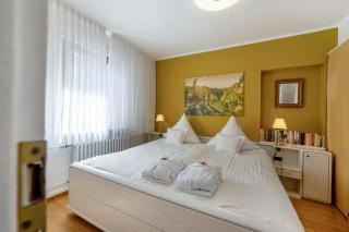 Hildegard von Nell - Treviri - 1