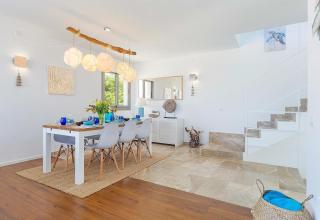 Modern House With Sea Views - 1