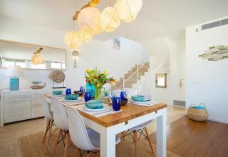 Modern House With Sea Views - 6