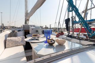 Quo Vadis Yacht in Bisceglie Harbor - 9