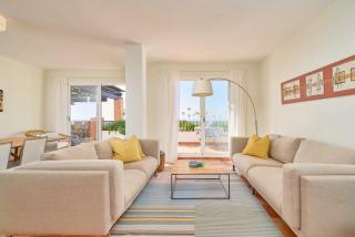 Stunning sea views pool garden - 6