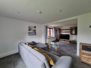 95qm Haus mit großem Garten - 0