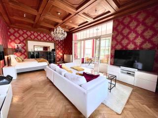 Vacation In The Center Of Dresden - 0