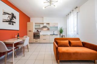 Parking A-C & Wi-Fi - Piccola Corte near Ferrari - 0