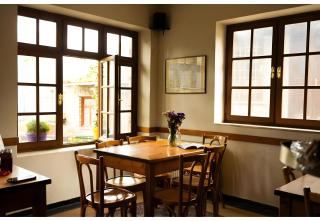 Armoloi Traditional - Guest House - 4