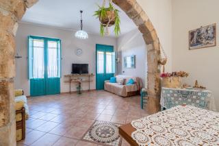 Sara Home - 5