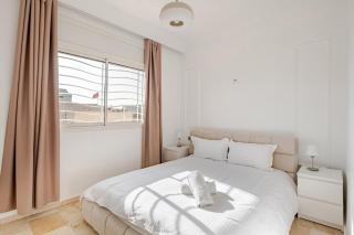 Amazing 3 Bedrooms Agdal Train Station - 3