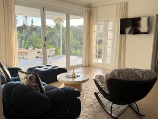 Lapineta| Luxury Villa Heated Pool & Sunset Views - Brookfield - 1