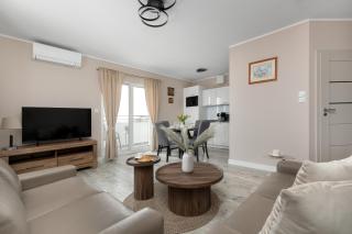 Apartamenty przy plaży Reymonta by Noclegi Renters - 6