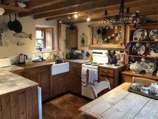 Beautiful Beach Cottage - 8