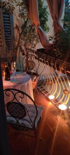 Romantic Suite Home - 2