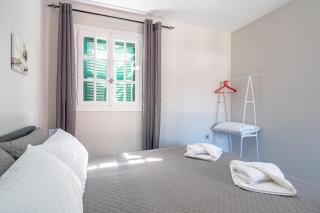 Kate House - 2