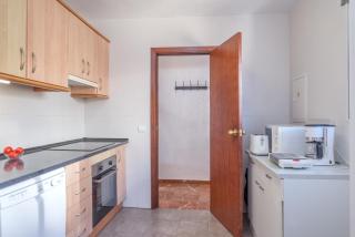 Beachfront apartment with sea view - 3