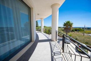 Villa Floyd Charming Rooms - 9