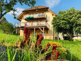 Ferienwohnung Lindenhof - 0
