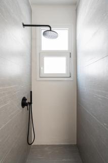 Prime Location 1-Bedroom Apt - 6