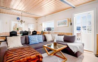 Gorgeous Home In Tretten With Sauna - 9