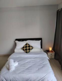 M Suite at Trefoil Setia Alam - 8