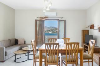 Akrogiali Rooms and Studios - 5