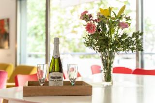 Modern Apartment next the Beach - 5