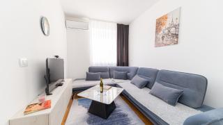 City Center E&D Apartment - 2